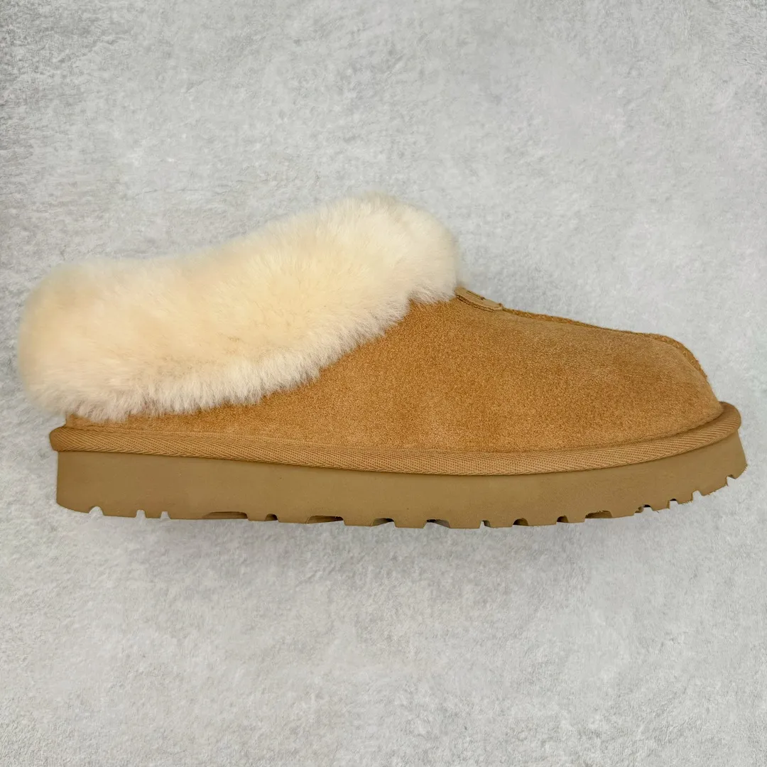 Pick up locally💰520UGG 4810 Tazite autumn and winter sheep fur integrated snow boots. All shoes are made of ZP. Longfeng A-grade Australian imported sheep fur integrated brand OEM production line. Fully follow the ZP process. OEM original pattern maker. Adhering to the principle of no original shoes and no development selection. Pay attention to every detail. The most authentic version on the market TREADLITE "Light Wing" technology outsole. Lightweight/durable/flexible/pile size: 35 36 37 38 39 40 Coding: by2936060
